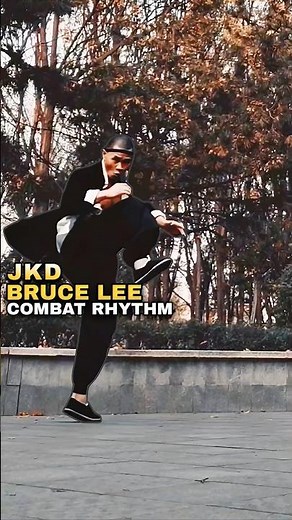 BRUCE LEE Style Jeet Kune Do - Lightning Kicks, Rapid Punches & Raw Shouts