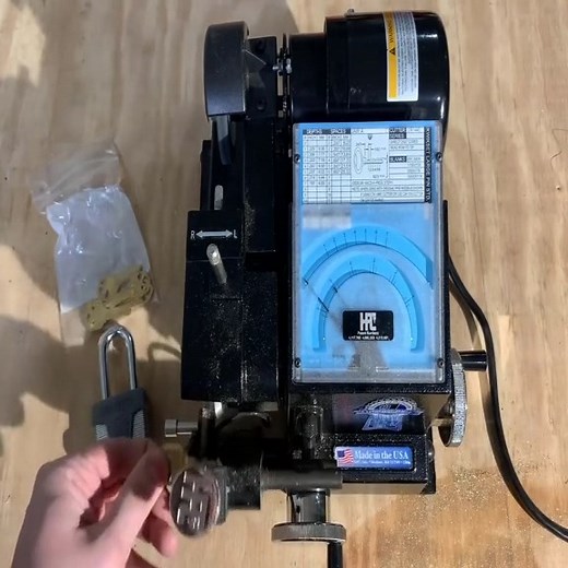 [1209] This Tiny WiFi Camera Owns Kwikset SmartKey (LockTech LTKSD) | Picking Locks