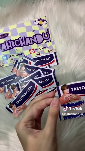 Stiker Custom NCT 127 - Gambar dan Tulisan Sesuai Pesanan