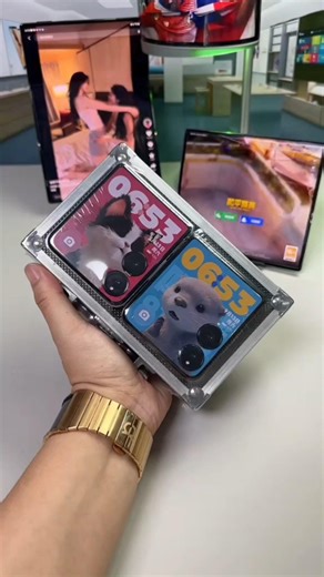 Xiaomi Flip Phone Hands-On | First Look at Foldable Flagship #shorts