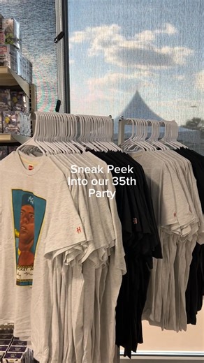It’s not too late to have some Saturday night plans👀 We are ready for you all to join us TONIGHT from 6-9pm! We can’t wait to celebrate an amazing 35 years with the customers that we couldn’t have done it without 🙌 | Baseball Card Exchange