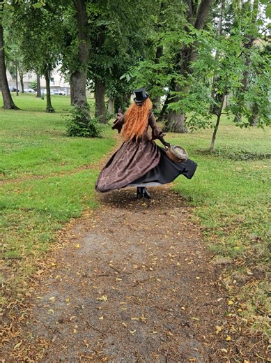 Exploring Steampunk Style: A Fusion of Victorian and Gothic