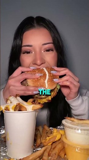 Why Five Guys Burgers Look Bigger Than They Are 🍔