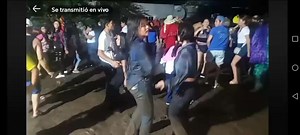 49K views · 458 reactions | #ULTIMAHORA #URGENTE  Miren bien el vídeo  sobre el caso de Jimena la niña de 13 años de #Aldea_San_Luis #San_Sebastián #Retalhuleu. Dónde se vio la niña de 13 años de #Aldea_San_Luis #San_Sebastián #Retalhuleu, Con la ropa que tenía en la discoteca Y la que tenía en San Sebastián , un hombre de gorra 梨 la andaba acosando 梁 #COMPARTEYSIGUENOS | Canal 14 Publilima | Facebook