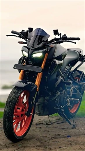 Mt15 light modified / mt_lovers / eyes light modified / mt 15 black orange model / mt15version 4