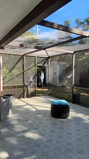 What started as a blank outdoor space slowly turned into a little sanctuary. From designing and painting the floor to picking out new furniture and finally hand-painting the mural. Every step was its own creative chapter. 🌿 It’s been a mix of dreaming, planning, and painting, but watching this space come together has been so worth it. ✨ Be sure to sign up for my newsletter going out on the 28th! Click 👇 https://www.leahguzmanstudio.com #arttherapy #artheals #remodel #creativesoul #paintyourfee
