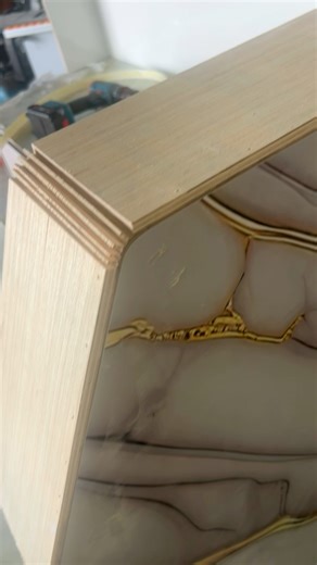 Smoothly made upper surface counter