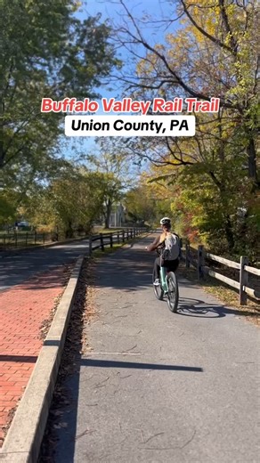 🍂🚴‍♀️ Fall Fun on the Buffalo Valley Rail Trail! Spend a perfect autumn day exploring central PA with Kim Hiked It as she bikes, sips, and savors her way through the Susquehanna River Valley! 🍁 She kicks off her adventure at CycleUp Cafe & Bike Shop in Downtown Lewisburg, then hits the Buffalo Valley Rail Trail, a beautiful route filled with colorful leaves, peaceful farmland, curious cows, and if you're lucky you might even see a passing amish horse-drawn buggy. ✨ Enjoy her view of a pit sto