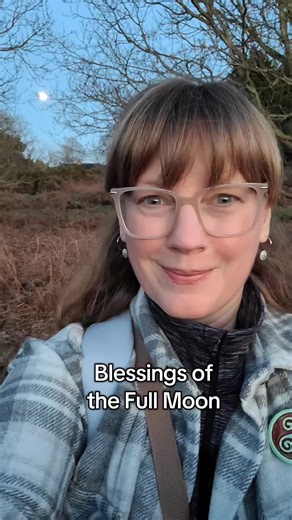 Full Moon Blessings to You Witches of the New Forest, the new series by bestselling author, Joanna van der Hoeven. Available for Kindle, paperback, Audible and Kobo editions. Buy your copy now! For the UK: https://www.amazon.co.uk/Hedge-Witch-Witches-Forest-Book-ebook/dp/B0DJL1X635 For the US: https://www.amazon.com/Hedge-Witch-Witches-Forest-Book-ebook/dp/B0DJL1X635 For Canada: https://www.amazon.ca/Hedge-Witch-Witches-Forest-Book/dp/B0DLLFZDKM #moon #booktok #witchtok #paranormalromance #fullm