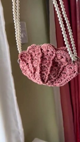Crochet Seashell Bag – Pearl Strap, Mermaidcore Knit Purse, Purple Pink Clutch - Etsy