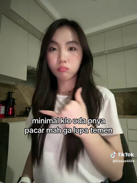 Punya Pacar Tapi Lupa Teman? Temukan Solusinya!