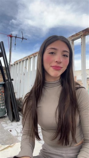 Consejos para enseñar a tu perro a hacer del baño