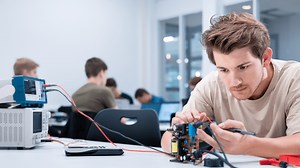 Electrical and Electronic Engineering Eindhoven | Fontys