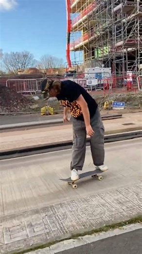 Slappy 5050 Manual Back 180 #skateboarding #foryou #skate #ukskater