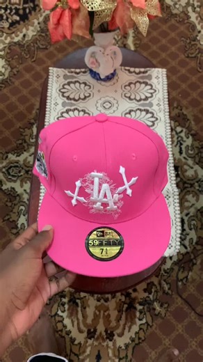 𝗛𝗡𝗔 𝗢𝗙𝗙𝗜𝗖𝗜𝗔𝗟 on Instagram: "🌬️ Fitted Cap Size 7 5/8- $150 EXCLUSIVE🔥 SOLD OUT❌"