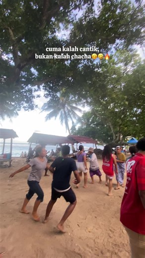 Keseruan Chacha-Chacha: Clarita Abidondifu