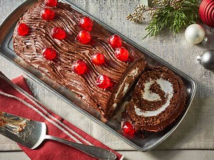 50 Christmas Cakes For A Showstopping Holiday