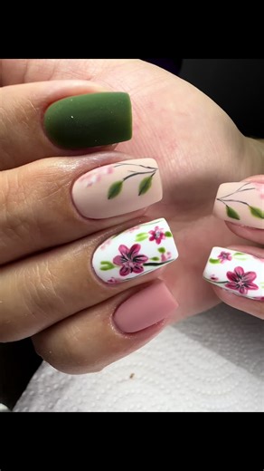 Refill #sigueme #viral #geles #manoalzada #cursosdeuñas