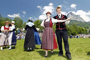 瑞士🇨🇭约德尔民歌She Taught Me How To Yodel