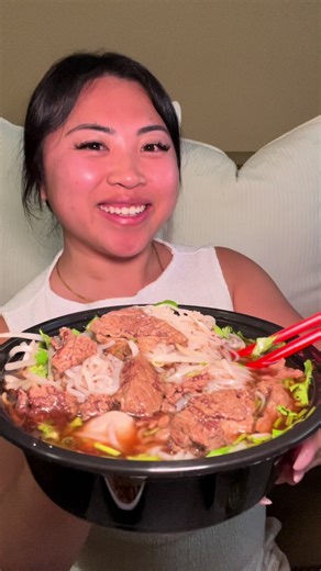 Follow @jessss_kitchen to catch her pre-orders - she makes everything from thum aka papaya salad, steak plates with jeow, Khao Piek and Khao Poon, she also caters! Assemble the bowl! - blanche the noodles in hot water until it’s almost to your preferred softness. - rinse your noodles in cold water, drain and set aside - boil your broth, once nice and hot put your noodles in with the broth to cook the noodles more and get that flavor in those noodles - throw your meats in to warm up - pour in a b