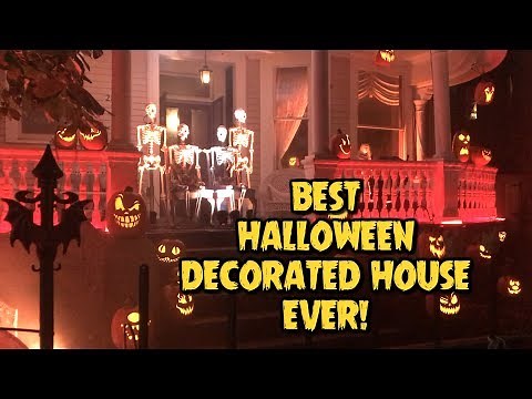 The BEST Halloween Decorated House EVER | Ghost Manor in New Orleans