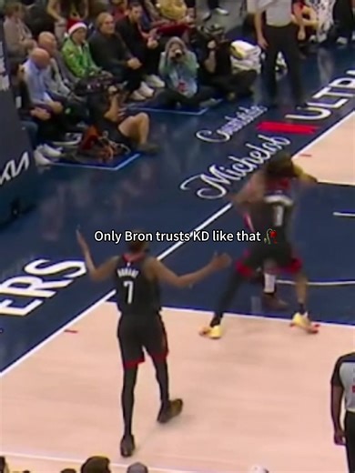 When the ball doesn’t come… But one guy still knows exactly what to do..😭😭😭#nba #kevindurant #lebron #basketball #kd