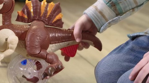 Fisher-Price Imaginext Jurassic World Rebirth Dinosaur Toy, Sprinting Spinosaurus Figure with Lunge & Chomp Motion, 9 Inches Tall