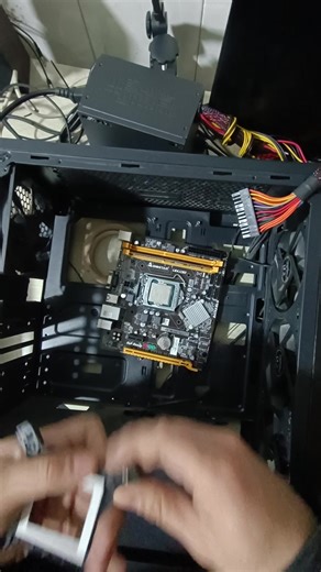 爱国者LP360水冷散热器Intel全平台115x/1200/1700安装方法及点亮效果