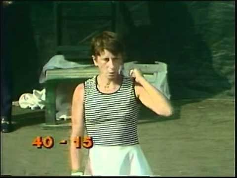 Chris Evert d. Wendy Turnbull - 1977 US Open final (Maureen Connolly featured)
