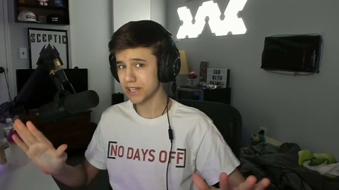 16-Year-Old Sceptic NO BUILD Fortnite Challenge | Win Or Eat The World's HOTTEST Chip!