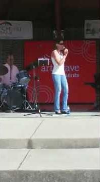 Paper Moon LIVE JAZZ standard cover performed by Jen Howell