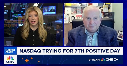 Stock market is in 'classic price bubble,' says Rosenberg Research founder David Rosenberg