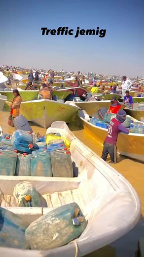 2.2K reactions · 107 shares | Full traffic on got #بلوچستان #reel #iran #traffic #james #viral #trending #videos #enjoy # | Ameer Bakhsh | Facebook