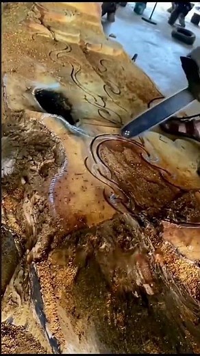 Golden thread nanmu large tea table root carving