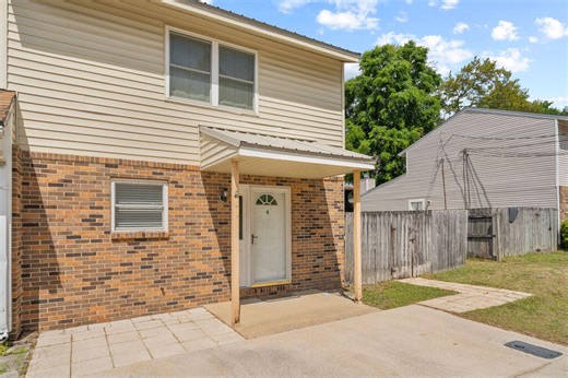 940 Central Ave #4, Fort Walton Beach, FL 32547 - MLS 1001565 - Coldwell Banker