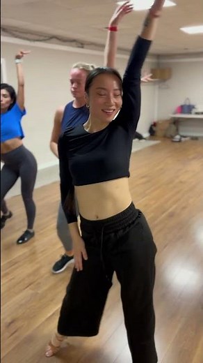 #salsa #salsadancing Body Mechanics Salsa On2 Class Demo with Peiwei Cobo