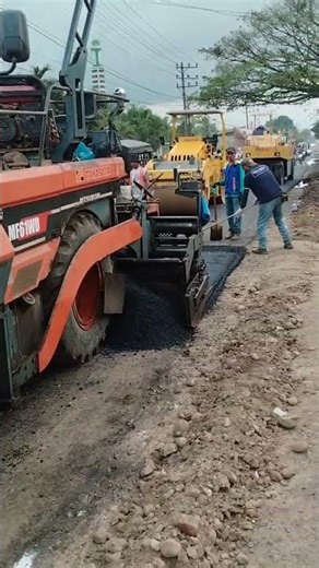 asphalt laying #asphaltpaving #business #construction #satisfying #usa