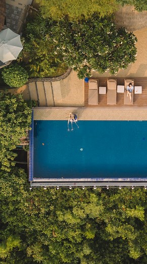 That serene moment before the sun starts to sets. 🍃 #VivereAzure For bookings and reservations, visit www.vivereazure.com 🍃 You may also contact us at 028-771-7777 or email us at hello@vivereazure.com. ✨ #Anilao #Batangas #BatangasBeach #Philippines | Vivere Azure