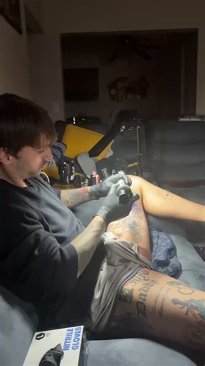 RT @JakeSpencerXX9: What’s up? I’m just tatting bro 😈
