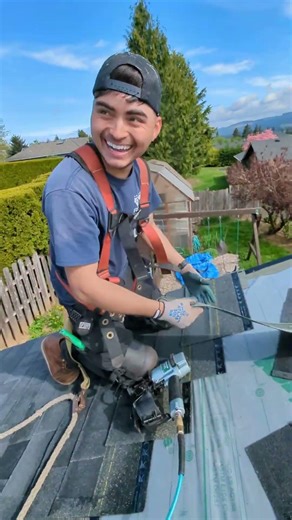 Re-Roofing Secrets: More Behind the Scenes with the Pro Crew!