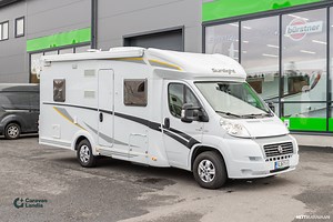 Sunlight T 64, Fiat 2.3 Mjet 130hv ** TRUMA, PITKITTÄINEN-PARIVUODE, HUBBET-YLÄVUODE, 2X ILMASTOINTI ** 2013 - Matkailuauto - Puoli-integroitu - Nettikaravaani