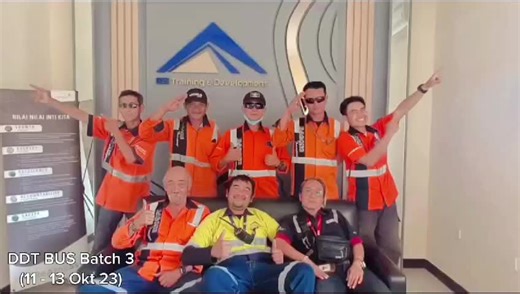 Defensive Driving Techniques for 4x4 Buses