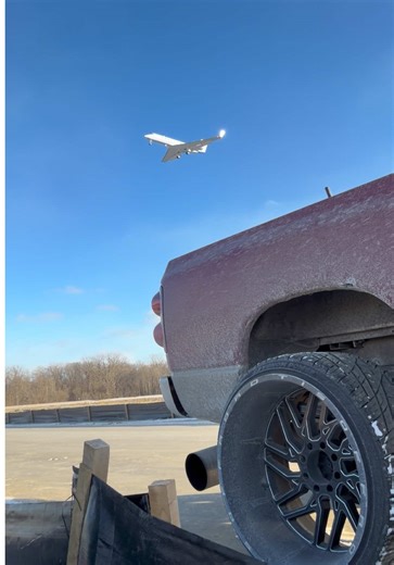 Cold Start on a Private Jet: Lil-7's Epic Experience