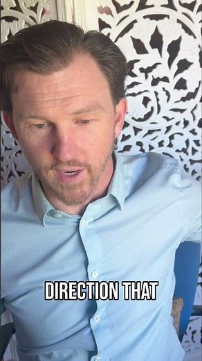 Frozen Shoulder Warning Signs: Pain and Limited Motion Explained #shorts