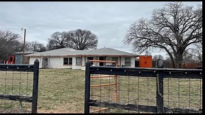 🦇 3516 Interstate Highway 20 W, Baird, Texas 79504 🦇 ~HAUNTED ESTATE~ c.1952 • 2,168 square feet • 3 bedrooms • 1.5 baths • 1.96 acres • $125,000! ▪️ ▪️ ▪ Great I-20 frontage property with almost 2 acres! This is an established and running haunted house! Want to get your scare on and see who all lives in this cinder block home....with a basement!?!? This over 2000 sq ft home offers 3 bedrooms, 1 and 1 half baths...the half bath has the drain in place to add a bathtub or shower, faux fireplace 