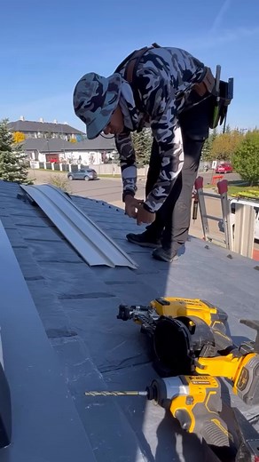 1.5K views | This is a basic vinyl siding skill to learn - to cut 90°...