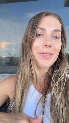 Your oatmeal just got a serious upgrade! Our freeze-dried fruit toppings pack in 95% of the nutrients with zero added sugars. Whether you sprinkle them on yogurt, toss them in smoothies, or munch straight from the bag, you'll love how easy it is to enjoy guilt-free snacking! Check out how we turned bland into vibrant in today's video! Link in bio! #breakfast #healthysnack #oatmeal #plantbased #snacks | Building Born