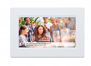 [Hot Item] 7 Inch Smart Digital Photo Frame with WiFi Digital Picture Frame for Photo Sharing