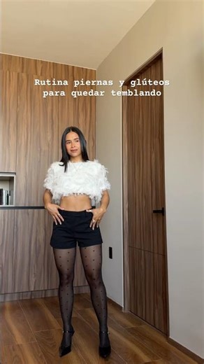 Piernas y glúteos a fuego. ‪@gymshark‬ mi código de descuento -10% LINDA10