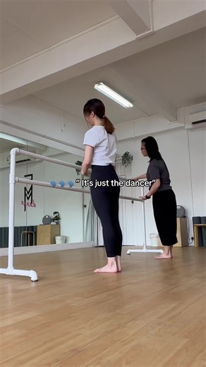 People think it’s all about talent 👀 But the environment you train plays a huge role too!! 😌 The space, setup, and support affect your progress as a dancer 💯. We create studios that support dancers fully 🫶😌 Book a studio with us now! ✨💃 #freemovementcares #dancestudio #studiorental #singapore #dancer